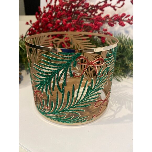 Bath & Body Works Christmas Holiday 3 Wick Candle Holder - Picture 4 of 7